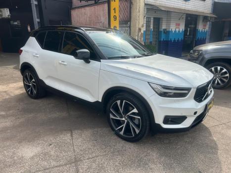 VOLVO XC40 1.5 16V 4P T5 RECHARGE HBRIDO R-DESIGN GEARTRONIC AUTOMTICO, Foto 5