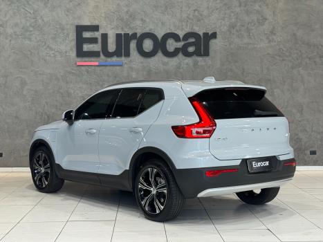 VOLVO XC40 1.5 16V 4P T5 RECHARGE HBRIDO INSCRIPTION GEARTRONIC AUTOMTICO, Foto 3