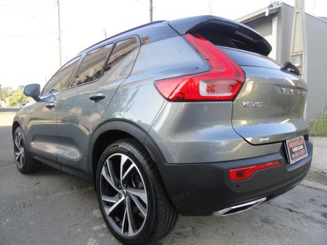 VOLVO XC40 2.0 16V 4P T5 TURBO R-DESIGN AWD GEARTRONIC AUTOMTICO, Foto 3