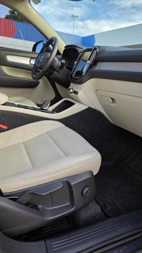 VOLVO XC40 2.0 16V 4P T5 TURBO MOMENTUM AWD GEARTRONIC AUTOMTICO, Foto 5