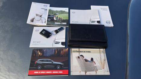 VOLVO XC40 2.0 16V 4P T5 TURBO MOMENTUM AWD GEARTRONIC AUTOMTICO, Foto 6