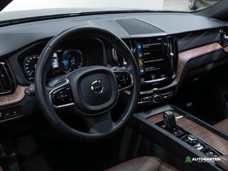 VOLVO XC60 2.0 16V 4P T8 HYBRID MOMENTUM AWD GEARTRONIC AUTOMTICO, Foto 6