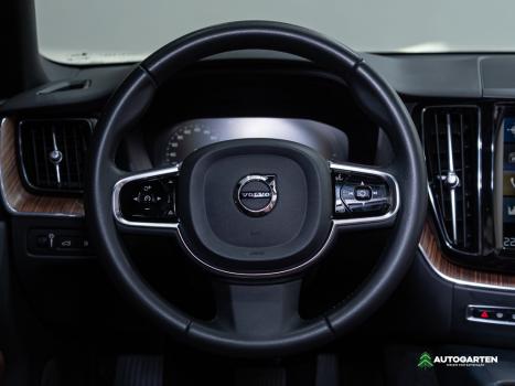 VOLVO XC60 2.0 16V 4P T8 HYBRID MOMENTUM AWD GEARTRONIC AUTOMTICO, Foto 10