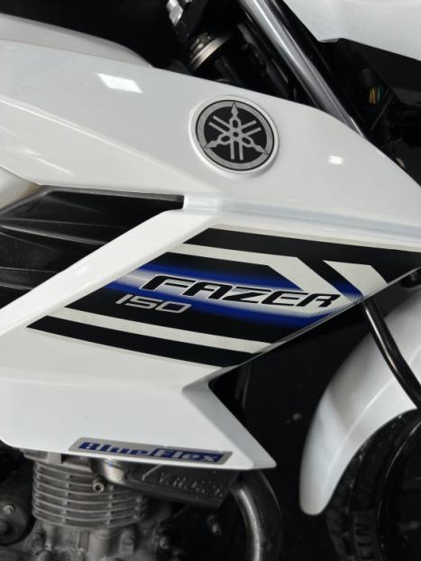 YAMAHA Fazer YS 150 SED, Foto 3
