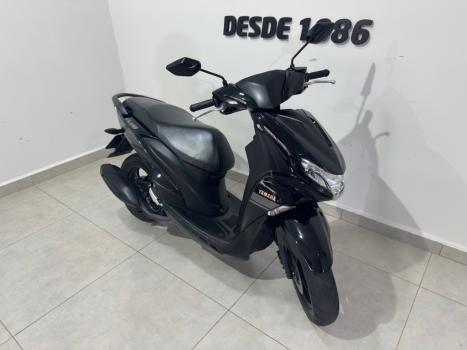 YAMAHA Fluo 125 ABS, Foto 3