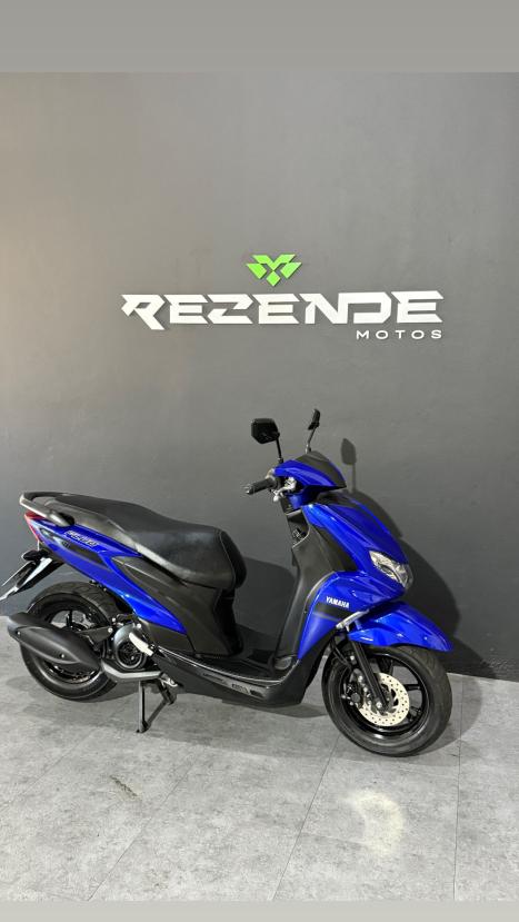 YAMAHA Fluo 125 ABS, Foto 2