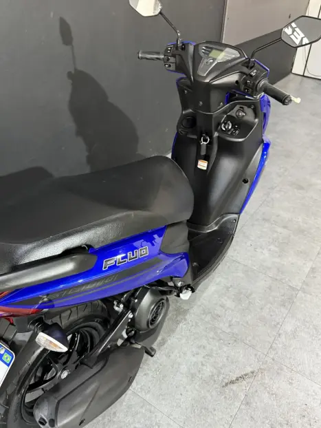 YAMAHA Fluo 125 ABS, Foto 4