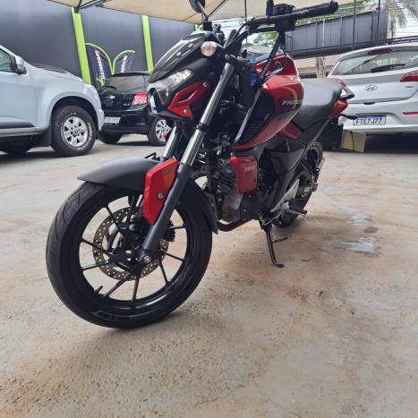 YAMAHA FZ 15 ABS, Foto 3