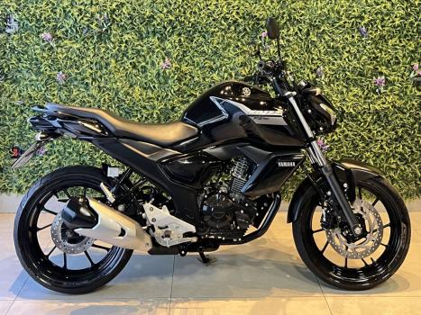 YAMAHA FZ 15 Fazer ABS, Foto 1