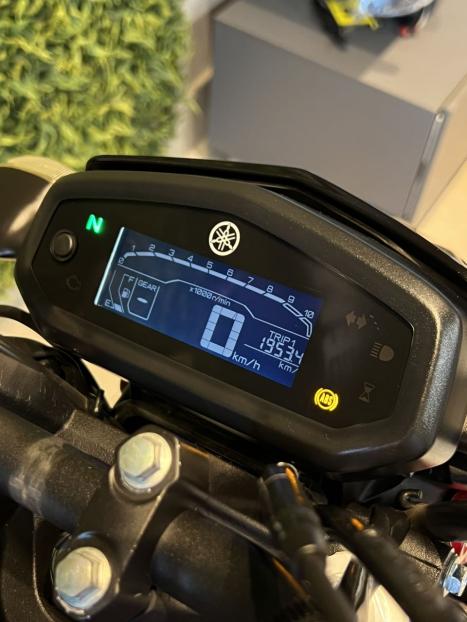 YAMAHA FZ 15 Fazer ABS, Foto 6