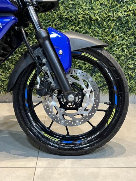 YAMAHA FZ 15 Fazer ABS, Foto 9