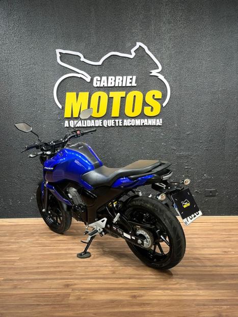 YAMAHA FZ 15 Fazer ABS, Foto 6