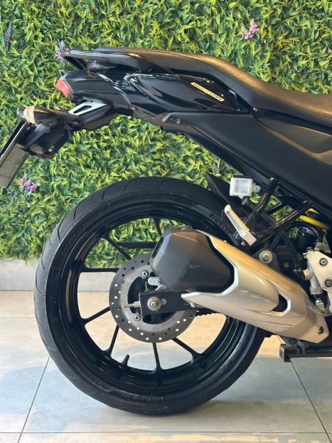 YAMAHA FZ 15 Fazer ABS, Foto 7