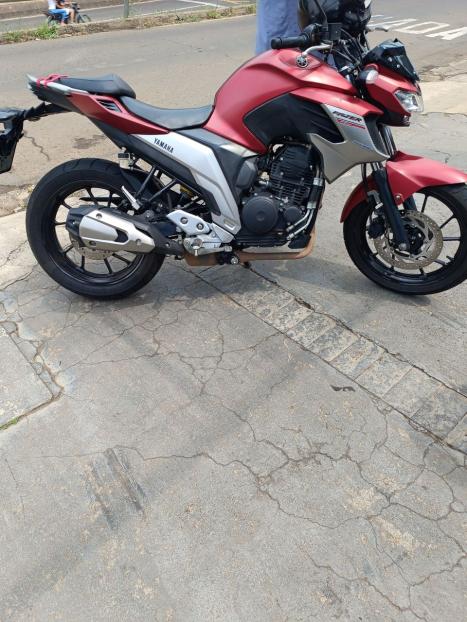 YAMAHA FZ 25 250 Fazer Flex , Foto 6