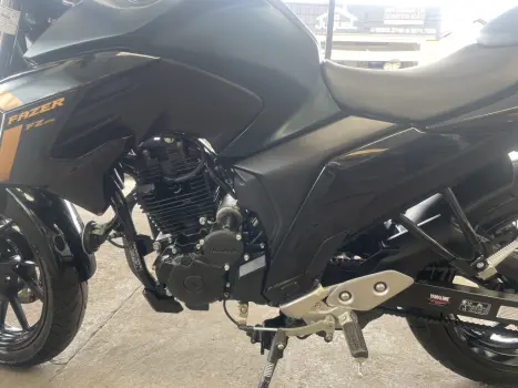 YAMAHA FZ 25 250 Fazer Flex , Foto 9