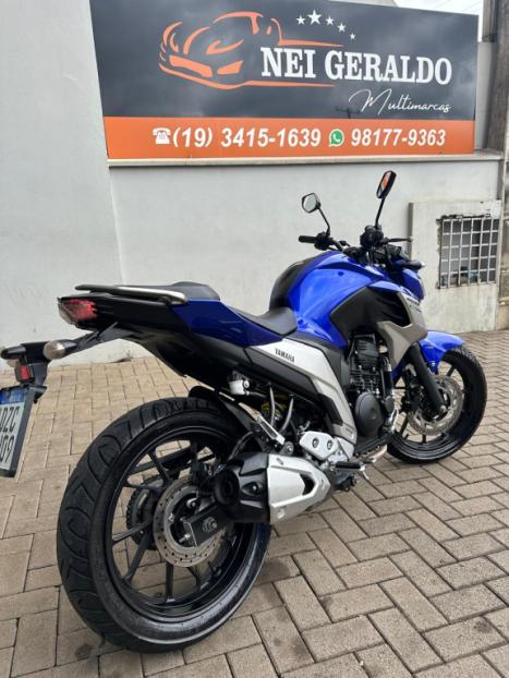 YAMAHA FZ 25 250 Fazer Flex , Foto 3