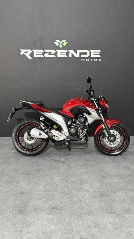 YAMAHA FZ 25 250 Fazer Flex , Foto 4