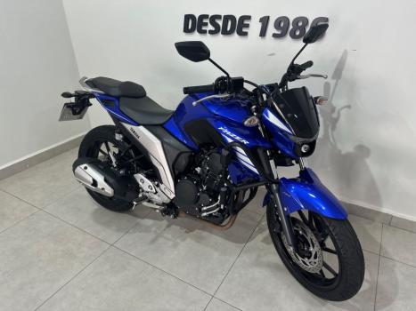 YAMAHA FZ 25 250 Fazer Flex , Foto 3