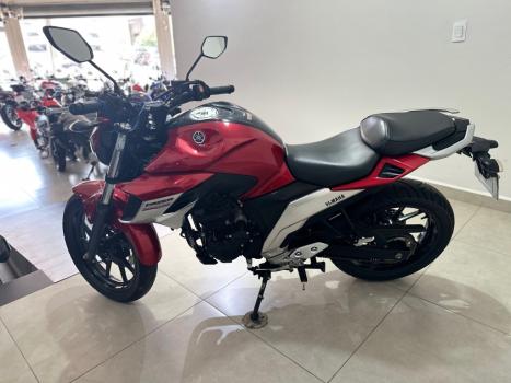 YAMAHA FZ 25 250 Fazer Flex , Foto 4