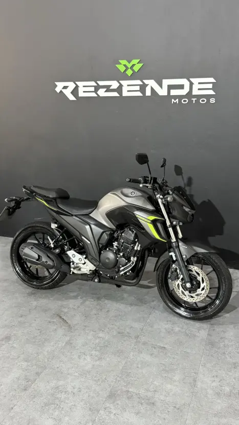 YAMAHA FZ 25 250 Fazer Flex , Foto 5