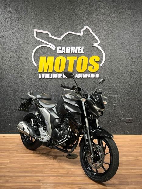 YAMAHA FZ 25 250 Fazer Flex , Foto 3