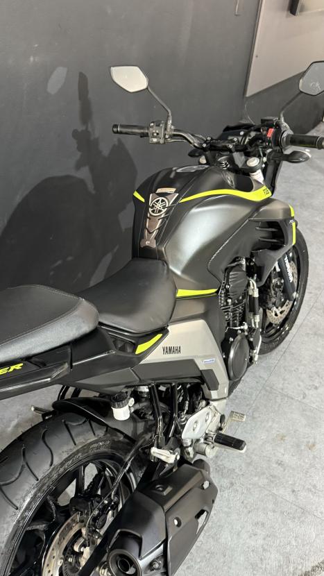 YAMAHA FZ 25 250 Fazer Flex , Foto 4