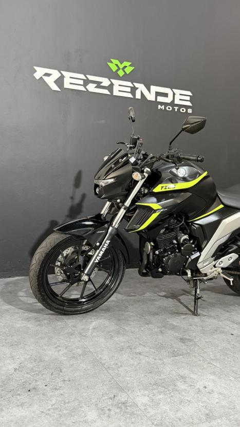 YAMAHA FZ 25 250 Fazer Flex , Foto 7