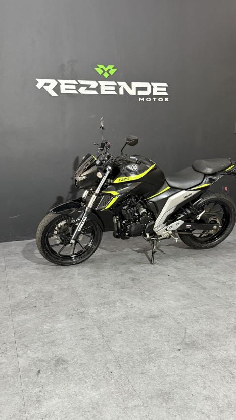 YAMAHA FZ 25 250 Fazer Flex , Foto 9