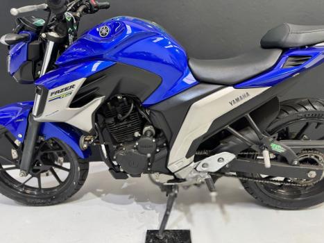 YAMAHA FZ 25 250 Fazer Flex , Foto 3