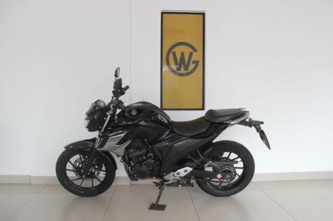 YAMAHA FZ 25 250 Fazer Flex , Foto 2