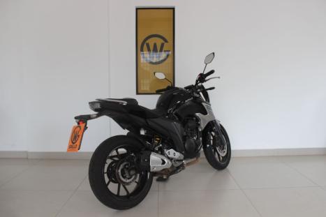 YAMAHA FZ 25 250 Fazer Flex , Foto 6