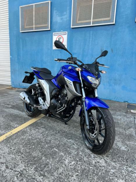 YAMAHA FZ 25 250 Fazer Flex , Foto 6