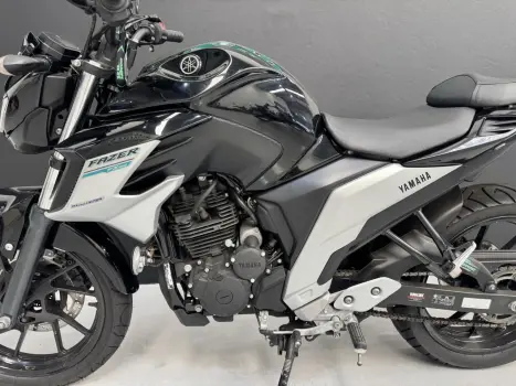 YAMAHA FZ 25 250 Fazer Flex , Foto 6