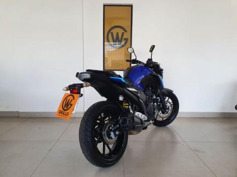 YAMAHA FZ 25 250 Fazer Flex , Foto 9