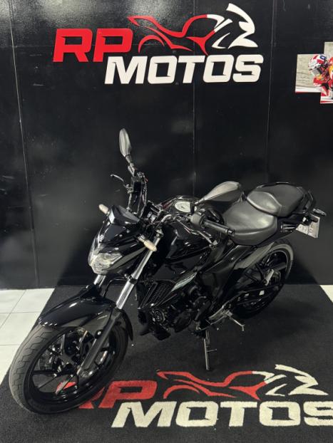 YAMAHA FZ 25 250 Fazer Flex , Foto 4