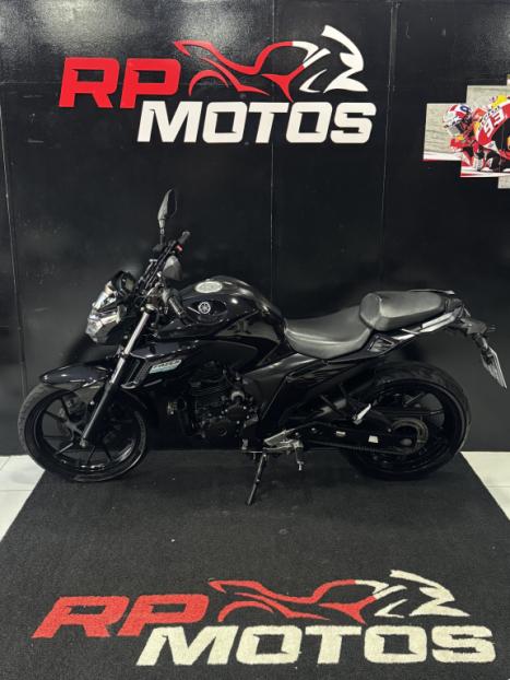 YAMAHA FZ 25 250 Fazer Flex , Foto 2