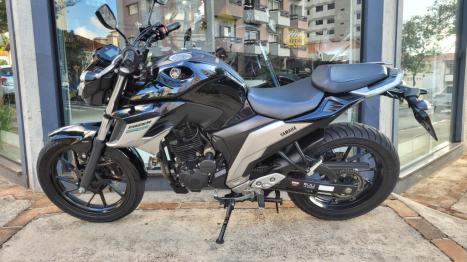 YAMAHA FZ 25 250 Fazer Flex , Foto 3