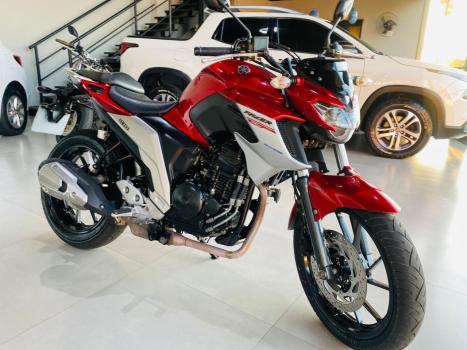 YAMAHA FZ 25 250 Fazer Flex , Foto 1