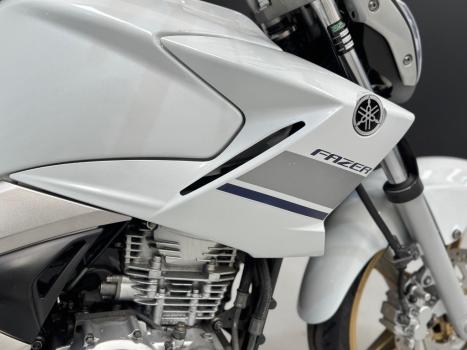 YAMAHA FZ 25 250 Fazer Flex , Foto 5