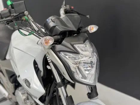 YAMAHA FZ 25 250 Fazer Flex , Foto 8