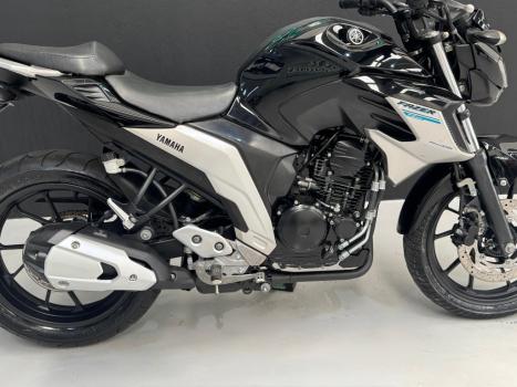 YAMAHA FZ 25 250 Fazer Flex , Foto 4