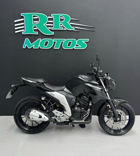 YAMAHA FZ 25 250 Fazer Flex , Foto 1