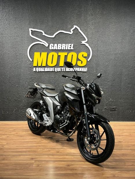 YAMAHA FZ 25 250 Fazer Flex , Foto 3