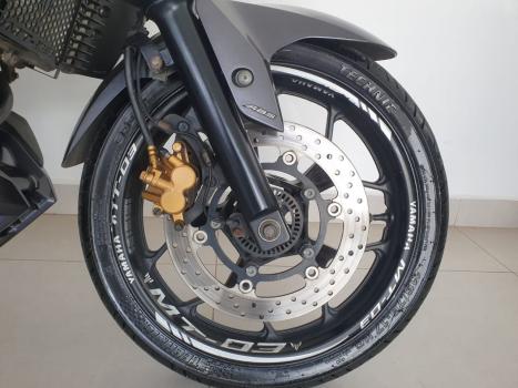 YAMAHA MT-03 300 , Foto 8