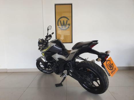YAMAHA MT-03 300 , Foto 10