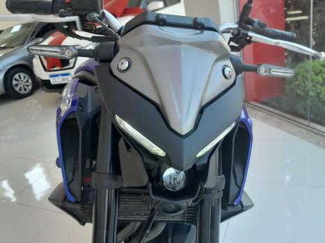 YAMAHA MT-03 300 ABS, Foto 5