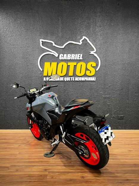 YAMAHA MT-03 300 ABS, Foto 5