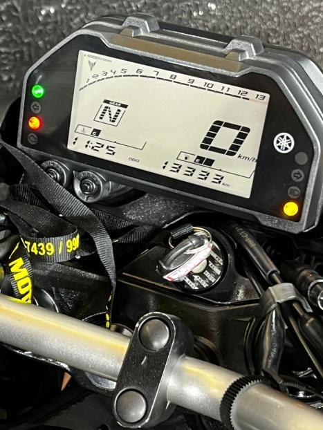 YAMAHA MT-03 300 ABS, Foto 7