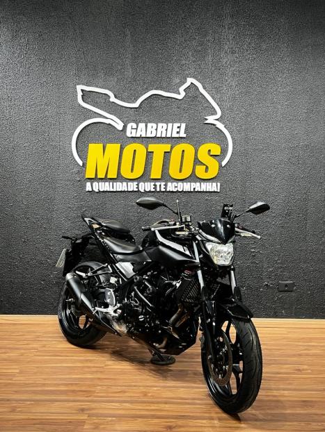 YAMAHA MT-03 300 ABS, Foto 3