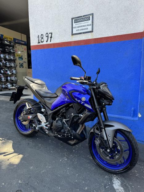 YAMAHA MT-03 300 ABS, Foto 3